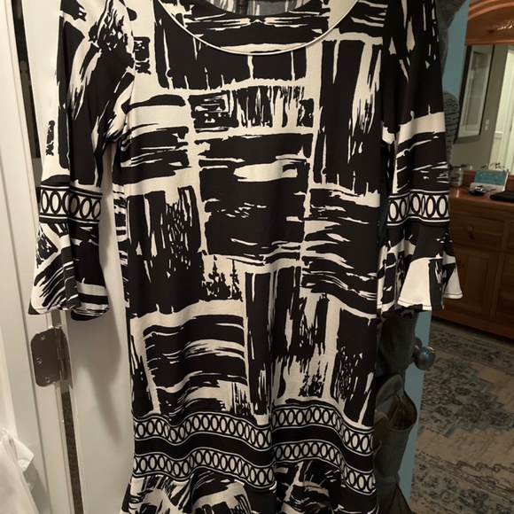 Tunic - Picture 3 of 4